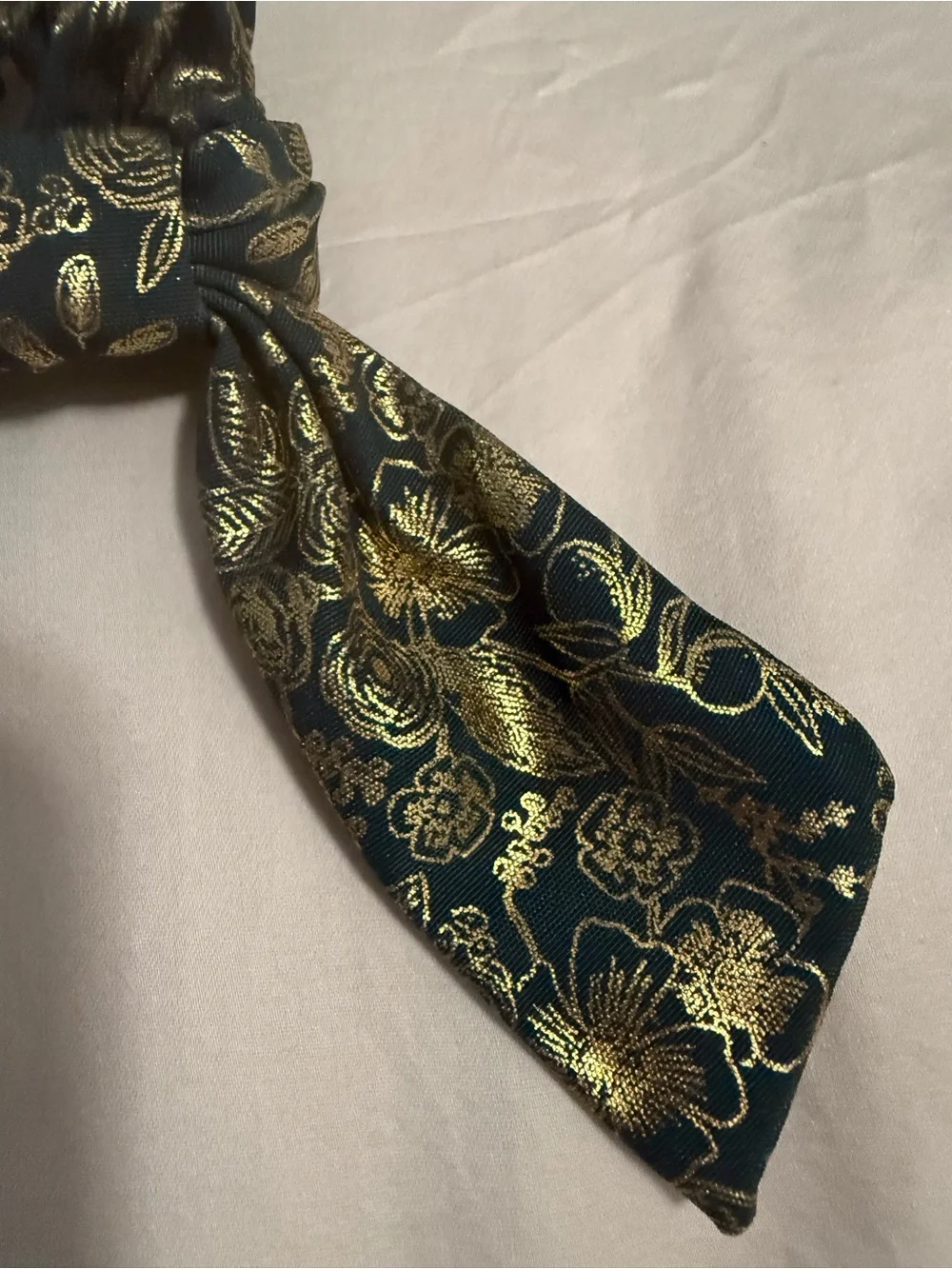NWT Rifle Paper Co Hair Scrunchie / Bow Deep Green and Gold Floral